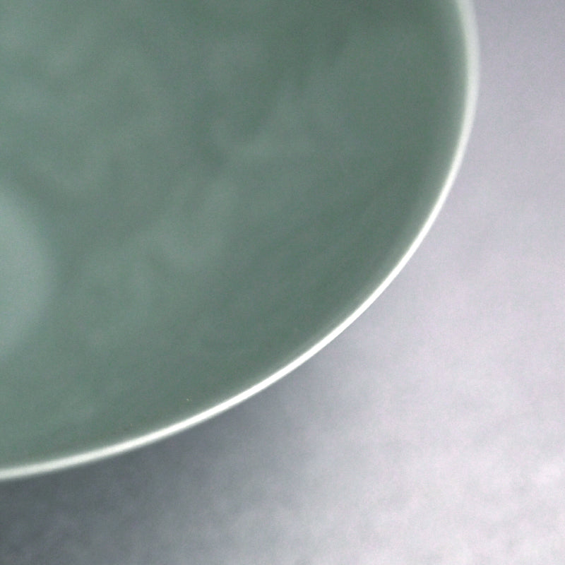Seiji Porcelain Bowl by Imperial Artist ー初代 諏訪 蘇山 "青瓷滓挿製 古盛"