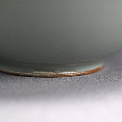 Seiji Porcelain Bowl by Imperial Artist ー初代 諏訪 蘇山 "青瓷滓挿製 古盛"