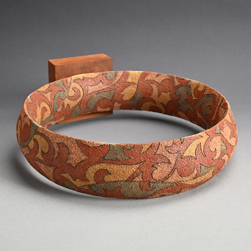 Wind Sculpted Ceramic Ring, 2023 ー加古 勝己 “風刻”