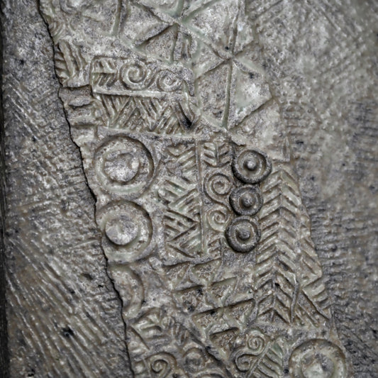 Wakokuto Series Vase ー加古 勝己 “倭刻陶”
