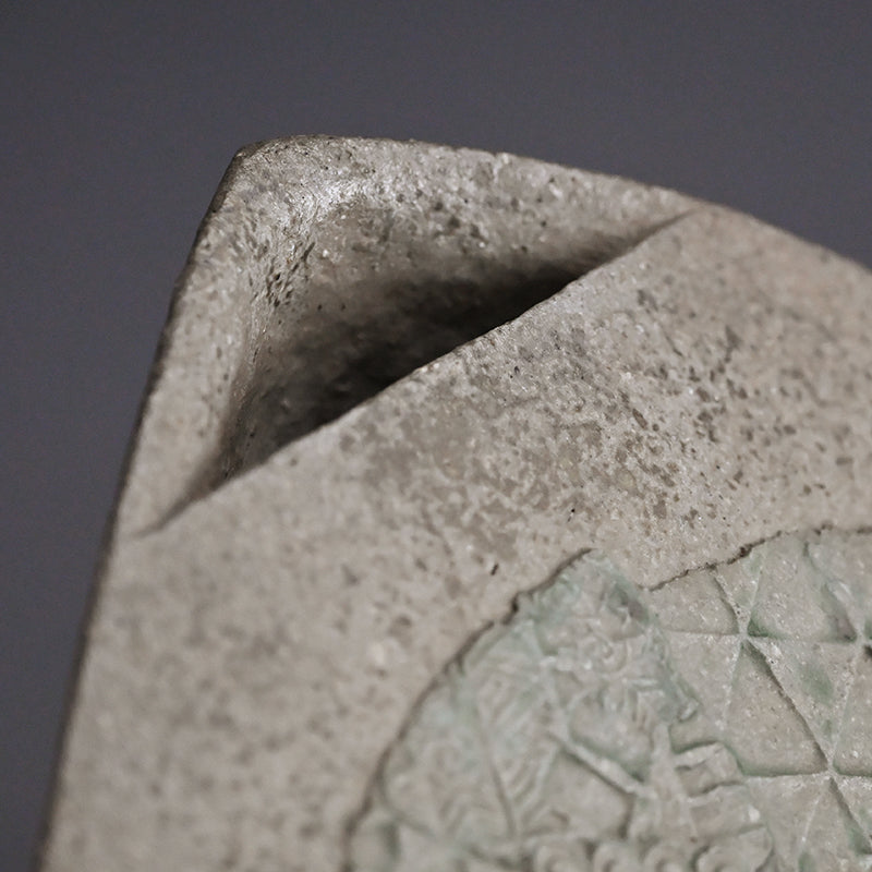 Important Awarded Vase ー加古 勝己 “倭刻陶”