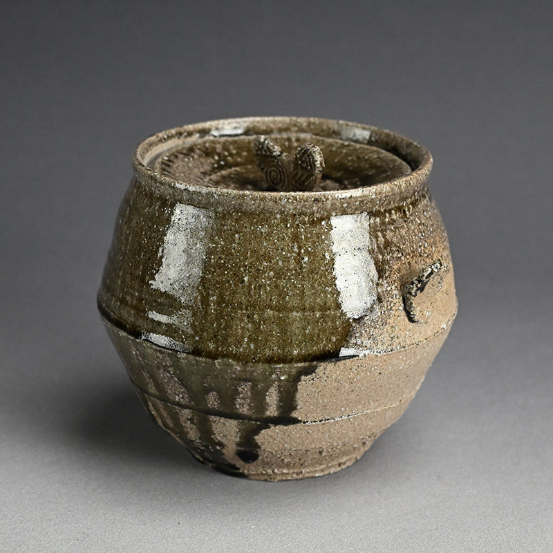 Maccha Tea Ceremony Mizusashi ー加古 勝己 “灰被水指”