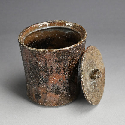 Rugged Mizusashi for Matcha Tea Ceremony ー加古 勝己 “灰被水指”