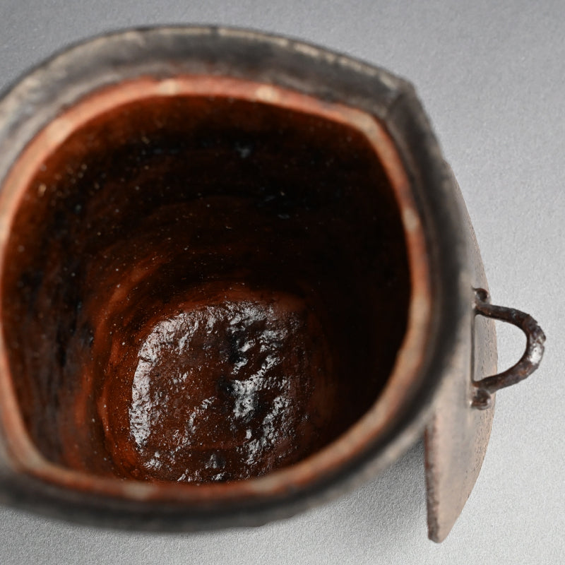 Silver Glazed Mizusashi Covered Jar ー加古 勝己 “銀彩水指”