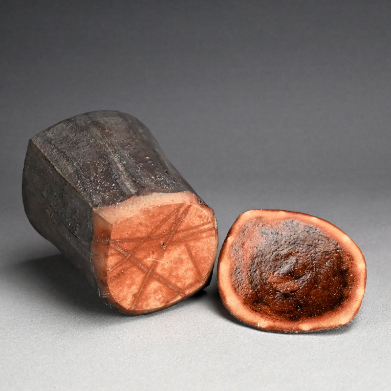 Silver Glazed Mizusashi Covered Jar ー加古 勝己 “銀彩水指”