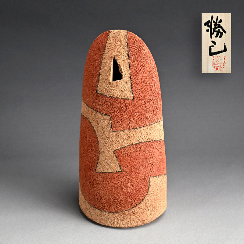Contemporary Geometric Vase, 2026 ー加古 勝己 “灰赫陶”