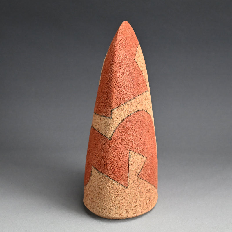 Contemporary Geometric Vase, 2026 ー加古 勝己 “灰赫陶”