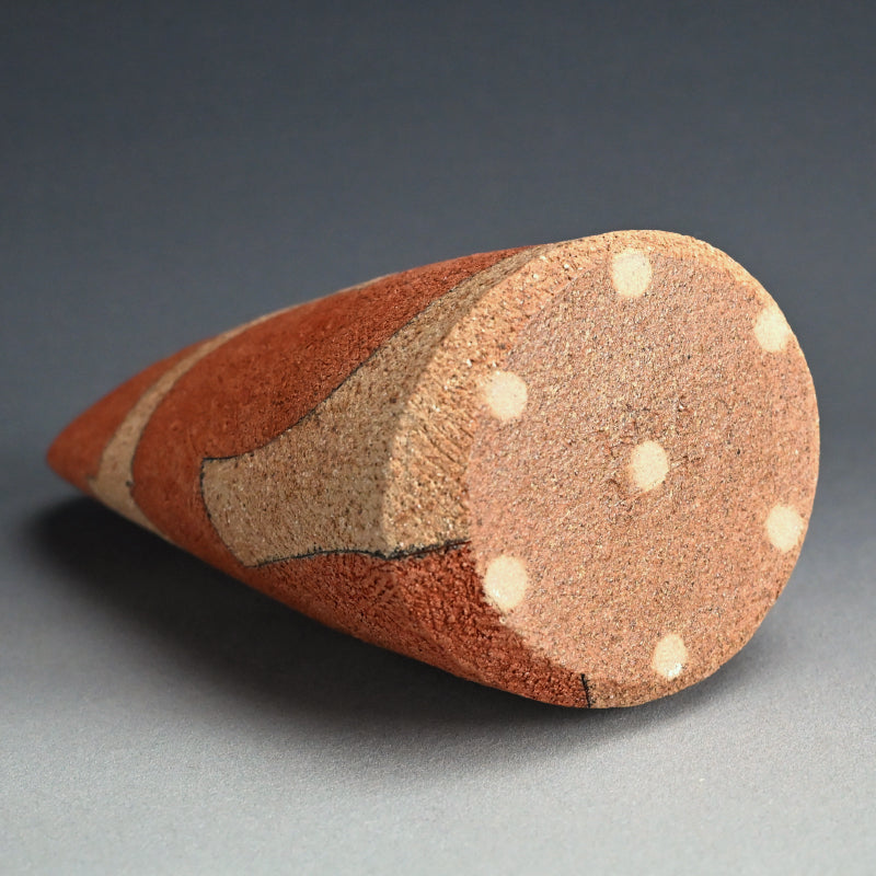 Contemporary Geometric Vase, 2026 ー加古 勝己 “灰赫陶”