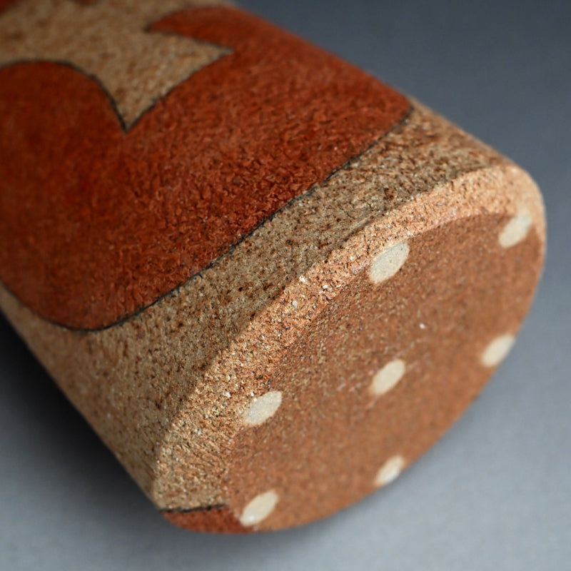 Contemporary Geometric Vase, 2026 ー加古 勝己 “灰赫陶”