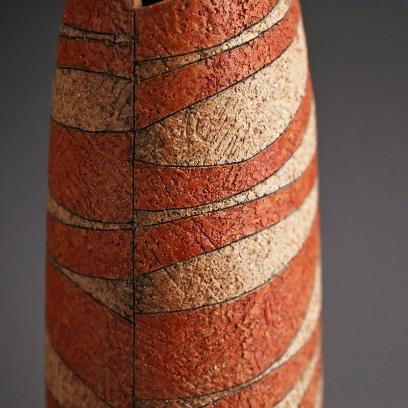 Contemporary Tamba Vase 2026 ー加古 勝己 “灰赫陶”