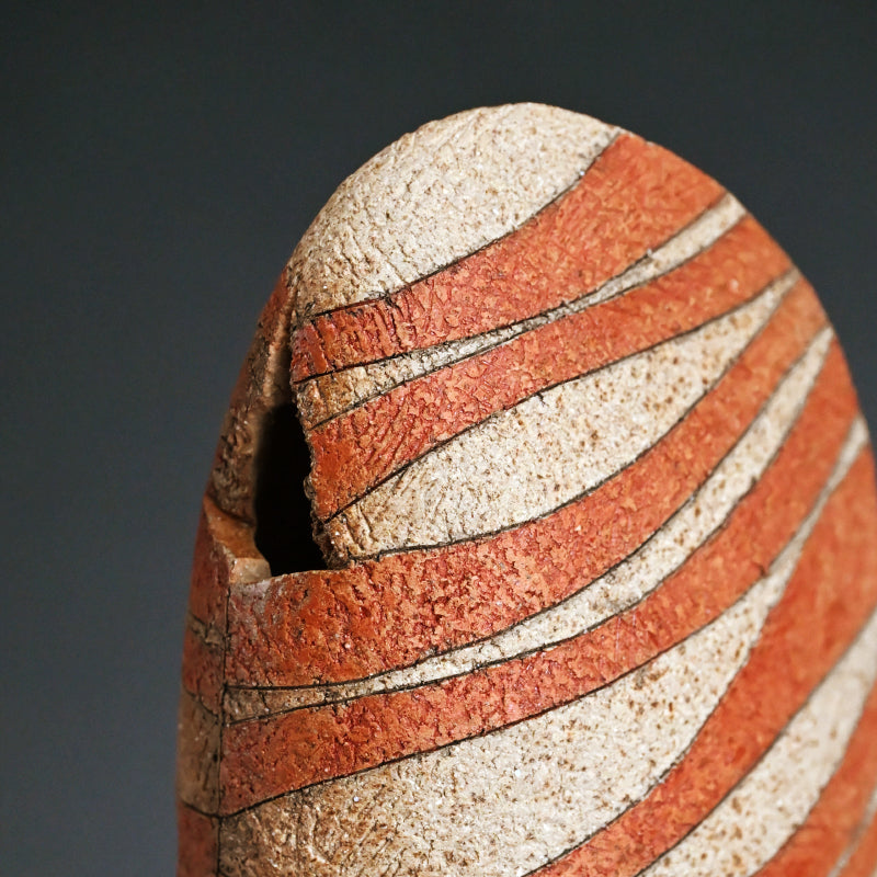 Contemporary Tamba Vase 2026 ー加古 勝己 “灰赫陶”