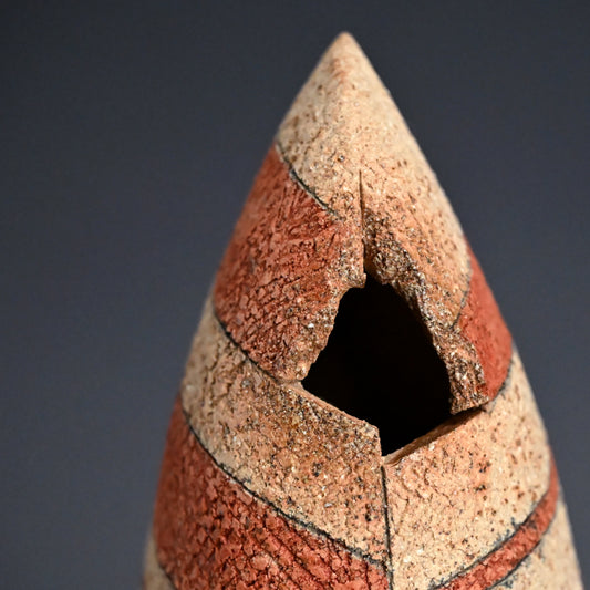 Contemporary Ceramic Vase, 2026 ー加古 勝己 “灰赫陶”