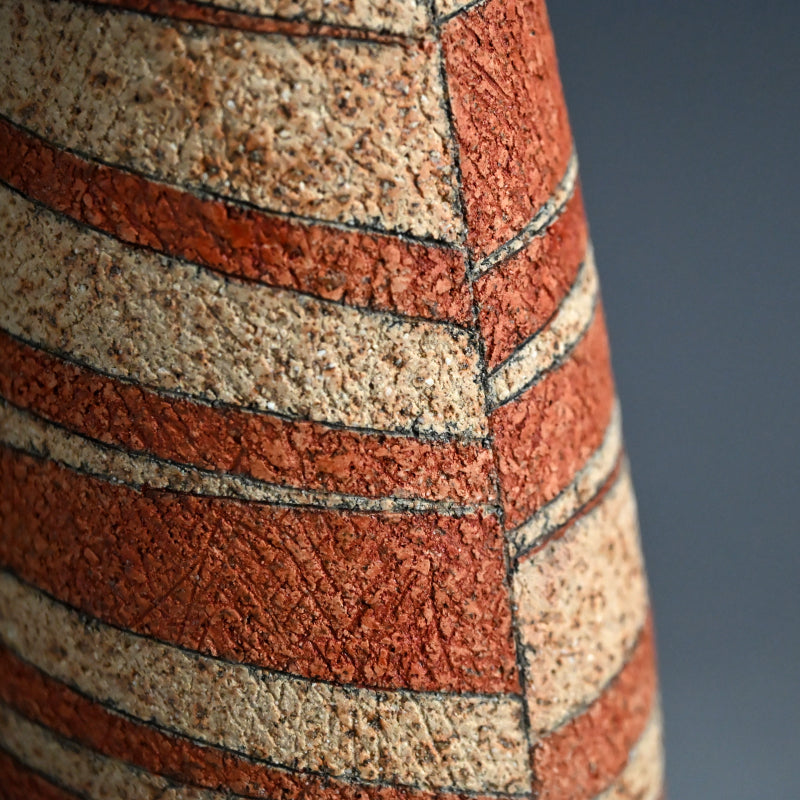 Contemporary Ceramic Vase, 2026 ー加古 勝己 “灰赫陶”