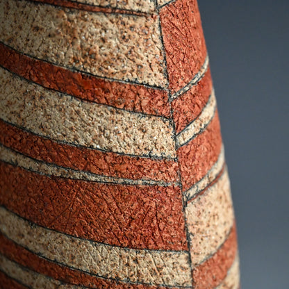 Contemporary Ceramic Vase, 2026 ー加古 勝己 “灰赫陶”