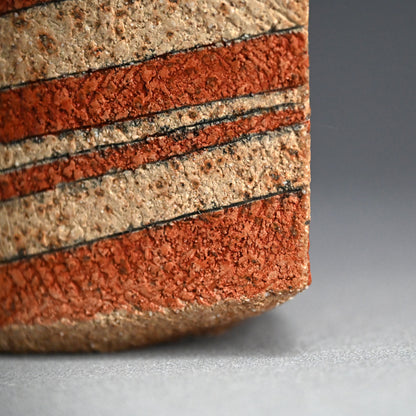 Contemporary Ceramic Vase, 2026 ー加古 勝己 “灰赫陶”