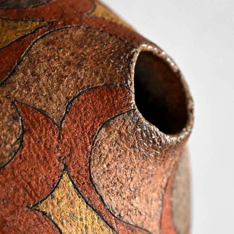 Organic Kakehana Wall Vase ー加古 勝己 “掛花入 風刻”