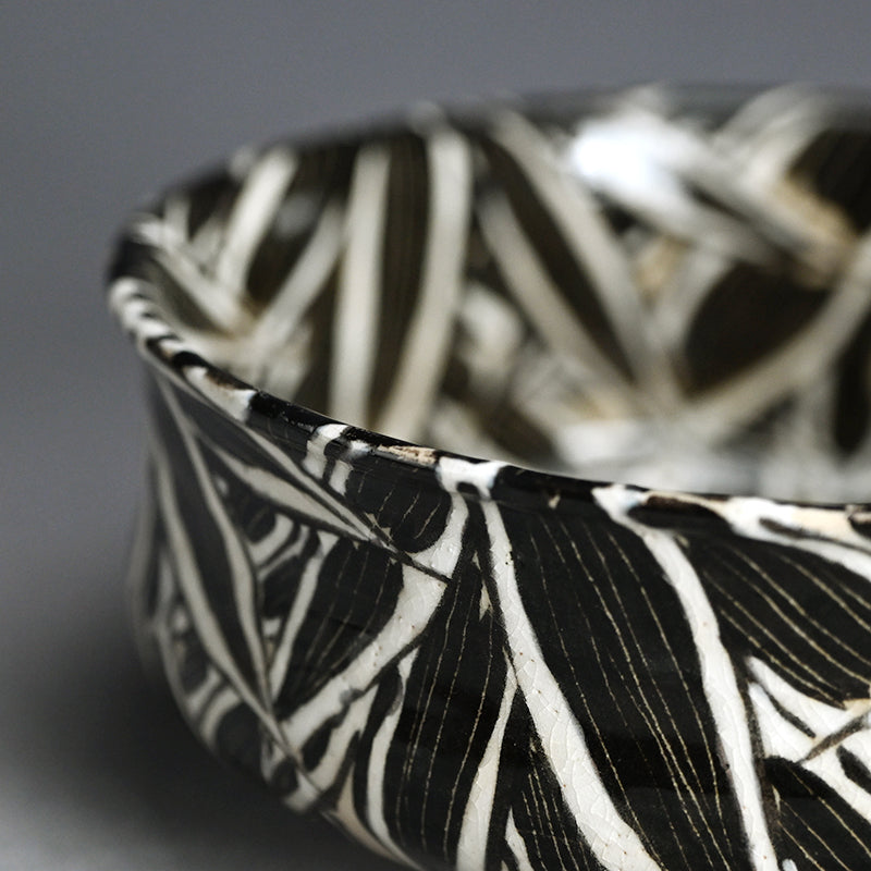 Spectacular Bamboo Grass Design Awata Basin ー井上 柏山 "五鶯丼"