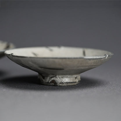 Sanzun-zara 5 pc Dish Set ー岸田 匡啓 "粉引鉄絵形あそび 三寸皿揃"