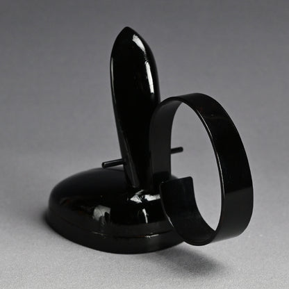 Exquisite Edo p. Kanmuri-shaped Lacquer Kogo Incense Case