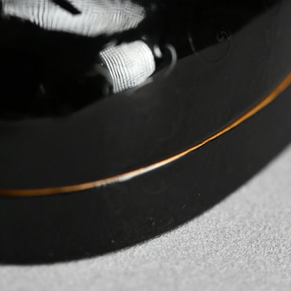 Exquisite Edo p. Kanmuri-shaped Lacquer Kogo Incense Case