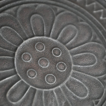 Circular Tile-Shaped Suzuri Bako Lacquered Writing Box