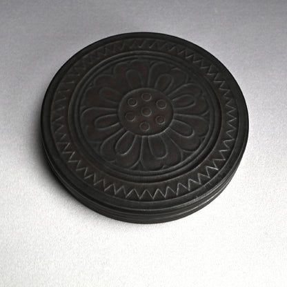 Circular Tile-Shaped Suzuri Bako Lacquered Writing Box