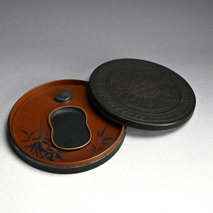 Circular Tile-Shaped Suzuri Bako Lacquered Writing Box
