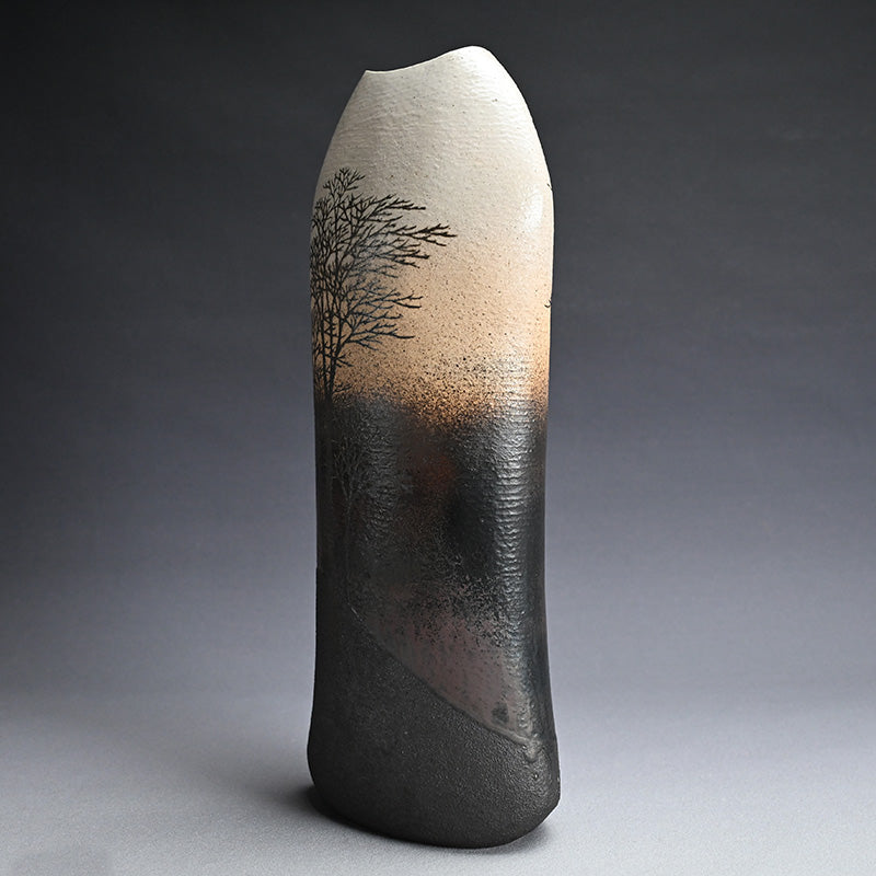 Museum Worthy Representative Vase ー佐伯 守美 "象嵌釉彩樹木文花瓶"