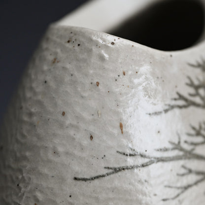 Museum Worthy Representative Vase ー佐伯 守美 "象嵌釉彩樹木文花瓶"