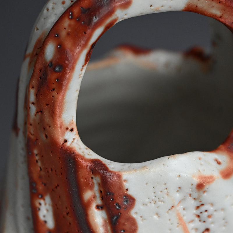 Sublime Shino Vase ー加藤 豊久 "志野花入"