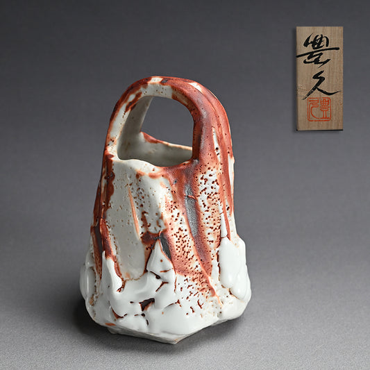 Sublime Shino Vase ー加藤 豊久 "志野花入"