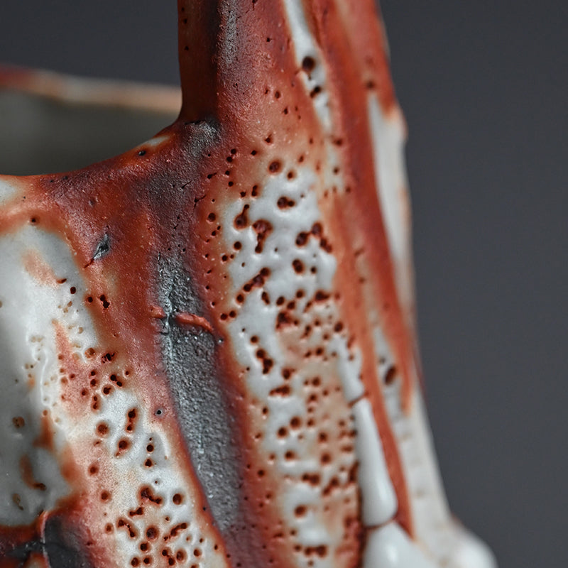 Sublime Shino Vase ー加藤 豊久 "志野花入"