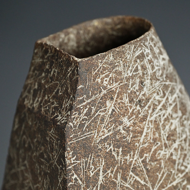 Vase Sugimon Sekki ー和田 守卑良 “杉文炻器”