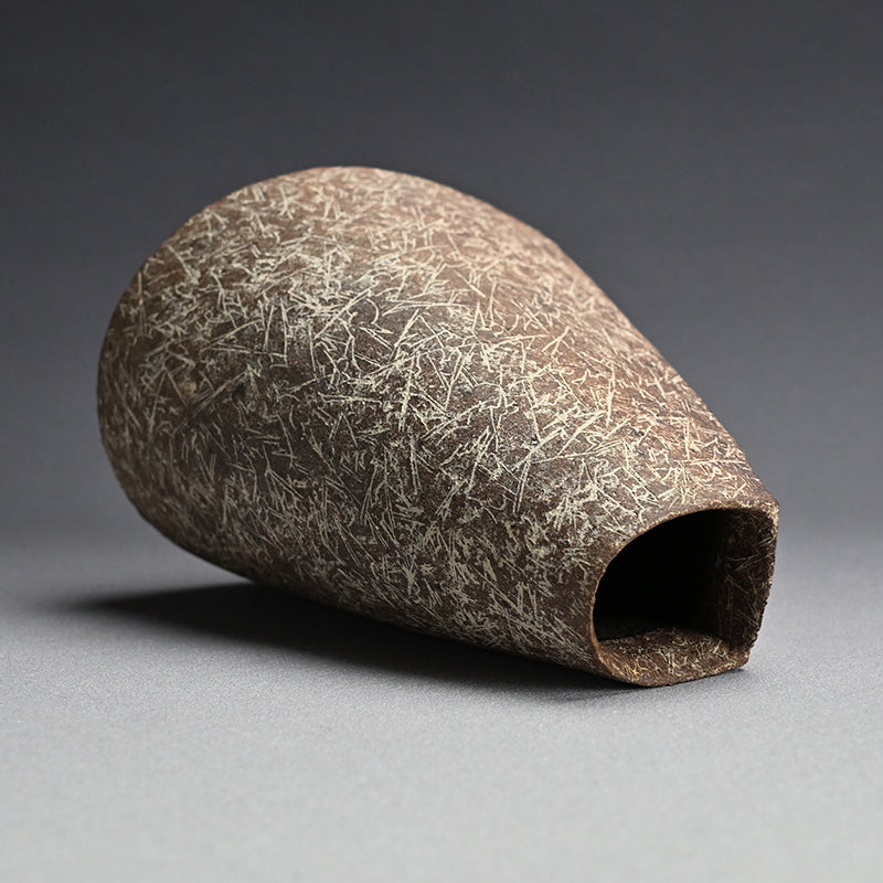 Vase Sugimon Sekki ー和太 守卑良 "杉文炻器"