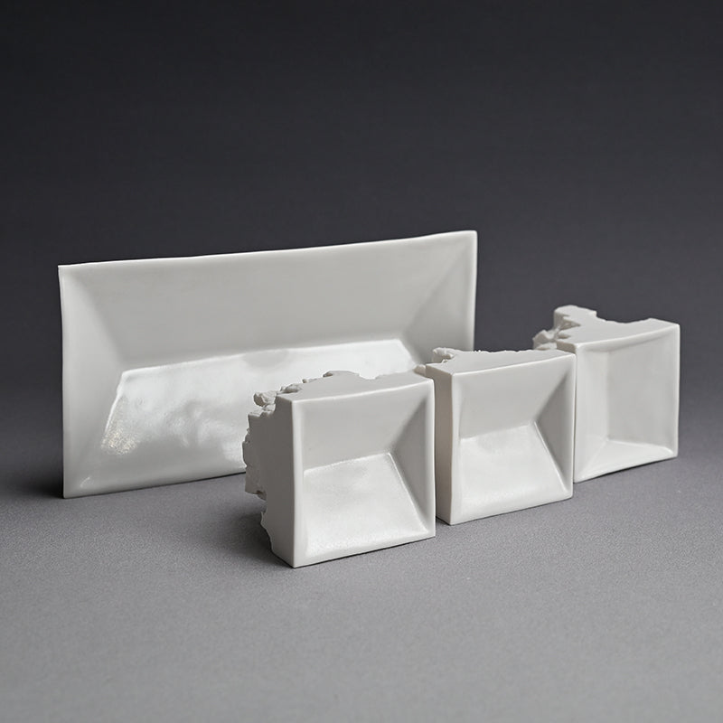 Contemporary 4 pc. Dish Set ー加藤 浩高