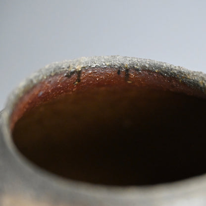 Rare Ash Glazed Vase Fired in USA ー大谷 司郎 "焼〆壺"