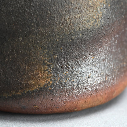 Rare Ash Glazed Vase Fired in USA ー大谷 司郎 "焼〆壺"