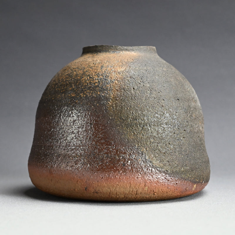 Rare Ash Glazed Vase Fired in USA ー大谷 司郎 "焼〆壺"