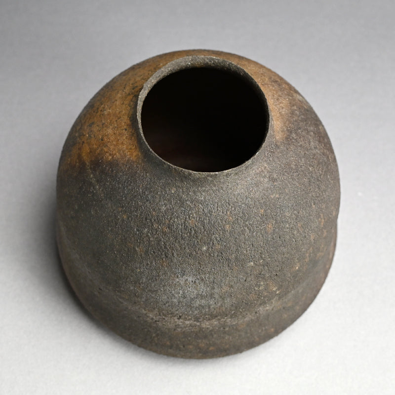Rare Ash Glazed Vase Fired in USA ー大谷 司郎 "焼〆壺"
