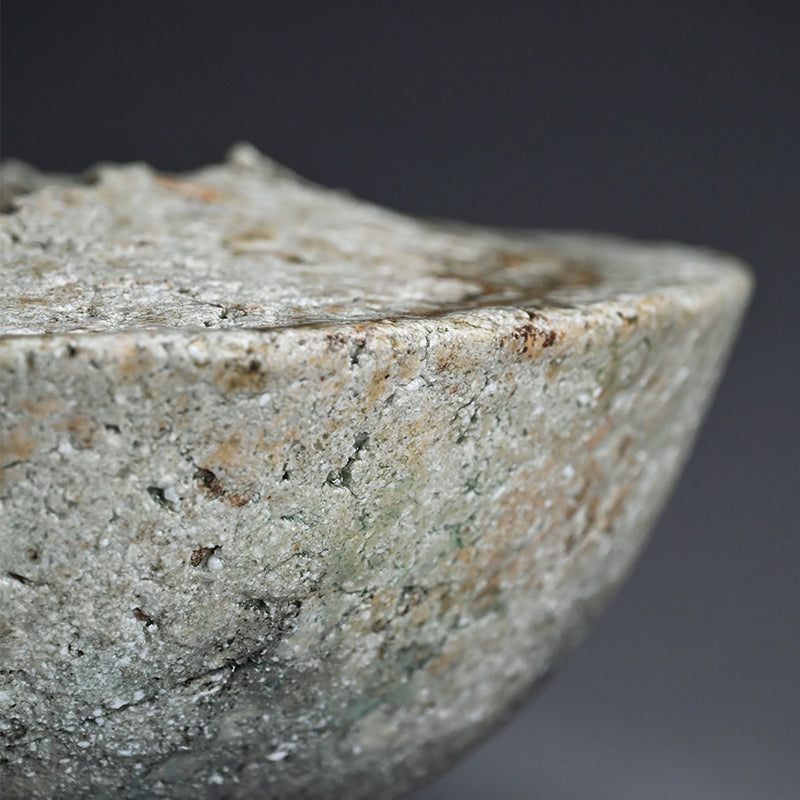 Shigaraki Split Hemispherical Vessel ー古谷 和也 "信楽混成花入"
