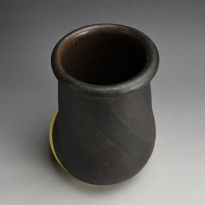 Large Yellow Oribe Vase ー柳原 睦夫 “キ オリベ 花壺”