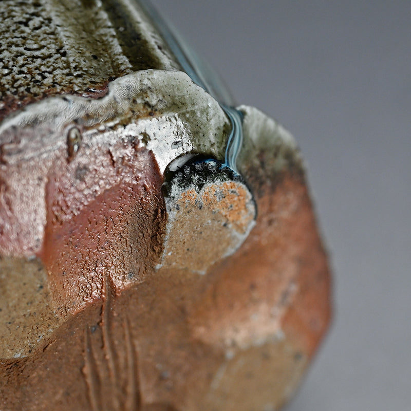 Tamba Ash Glazed Vase ー西端 正 “灰釉桶形花入”