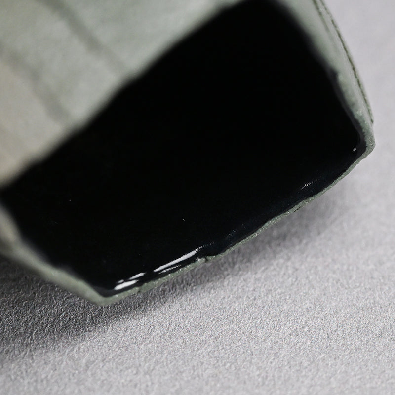 Tall Colored Clay Vase ー宮下 善爾 "彩泥花器 佇む"