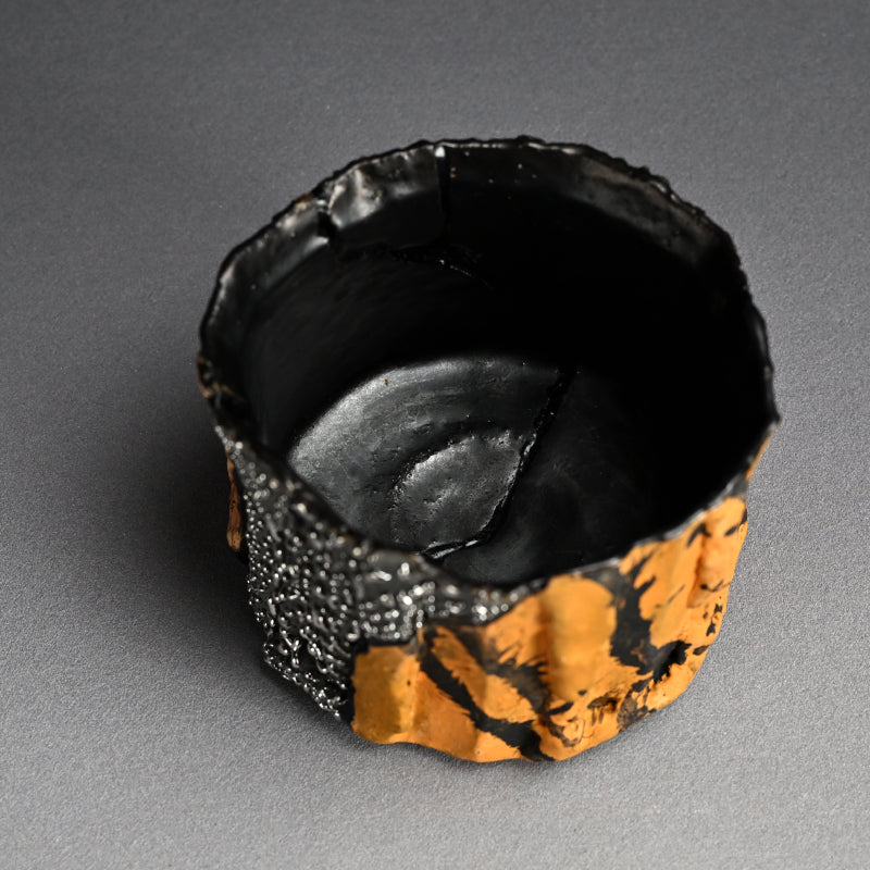 Radical Contemporary Chawan Tea Bowl ー的場 一憲 “茶盌 Re/construct”