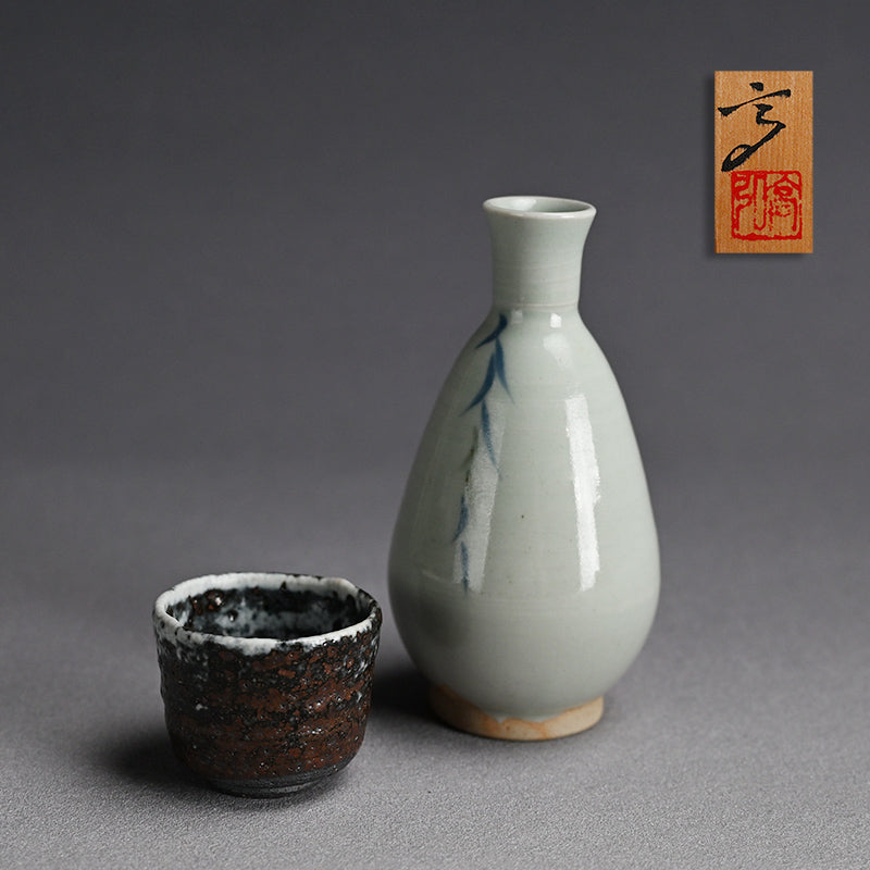 Unusual Sake Set ー近藤 高弘 "徳利" "ぐい吞"