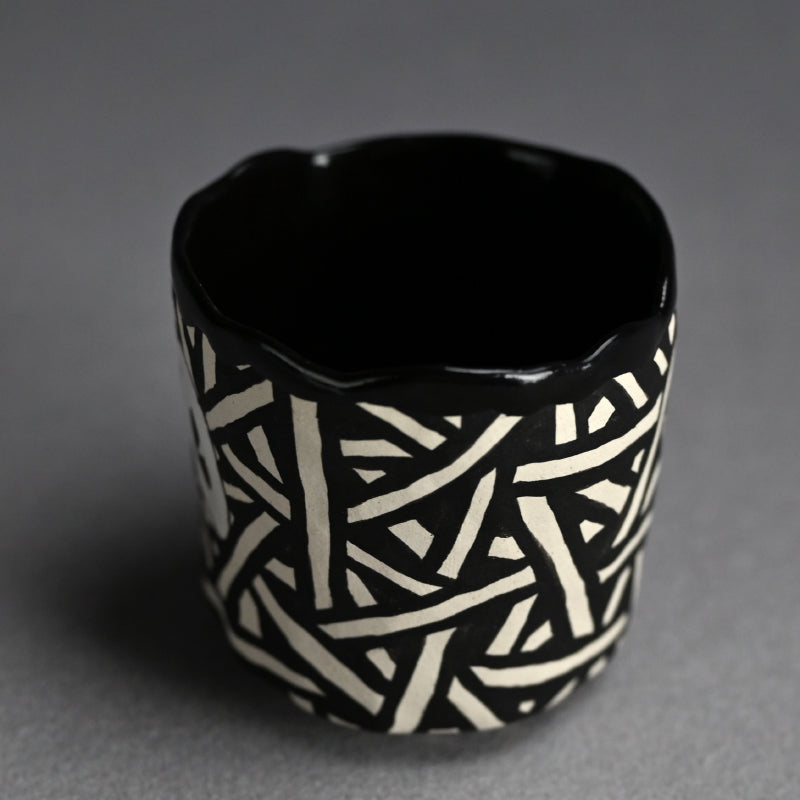 Timid Ochoko Sake Cup ー鈴木 優作 “おちょこ“