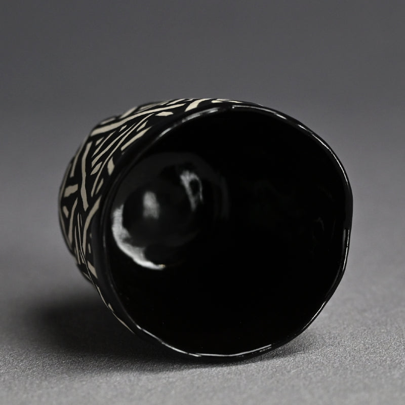 Timid Ochoko Sake Cup ー鈴木 優作 “おちょこ“