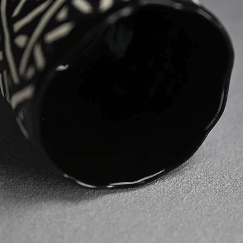 Timid Ochoko Sake Cup ー鈴木 優作 “おちょこ“