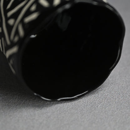 Timid Ochoko Sake Cup ー鈴木 優作 “おちょこ“