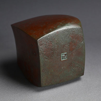 Modernist Bronze Vase ー蓮田 修吾郎 “青銅壺 波紋”